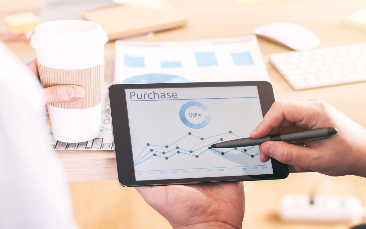 Schéma toku dat od dodavatele přes transformaci po export na srovnávač